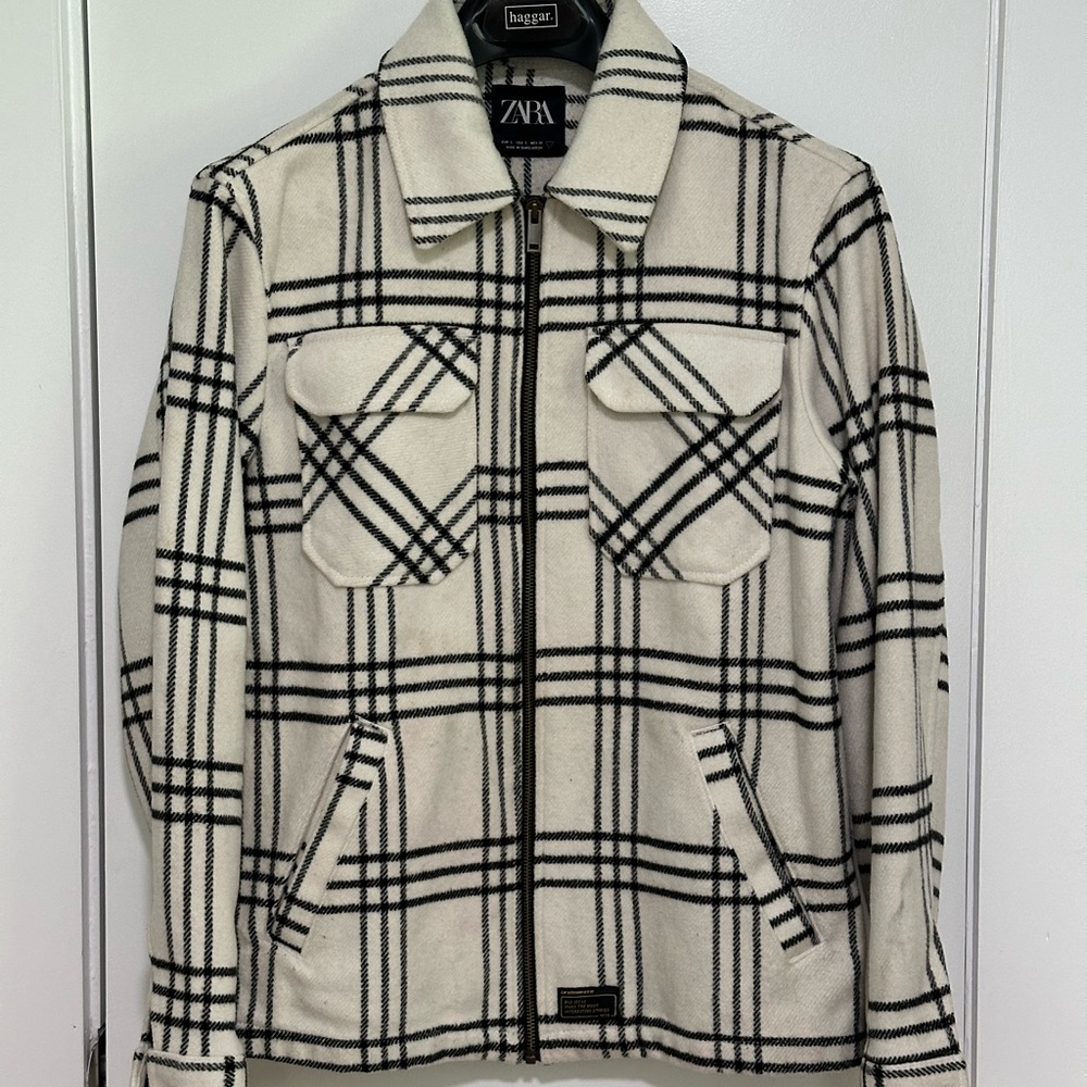 ZARA Women’s Plaid Zip-Up Jacket Shacket – Size Small